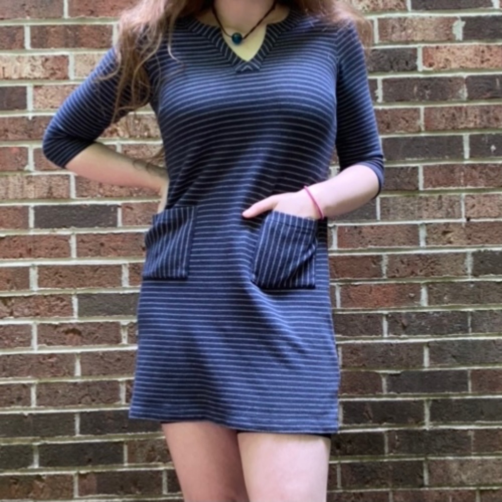 J Jill Striped 3/4 Sleeve Striped Dress w/ Front Pockets Navy Shift Dress
